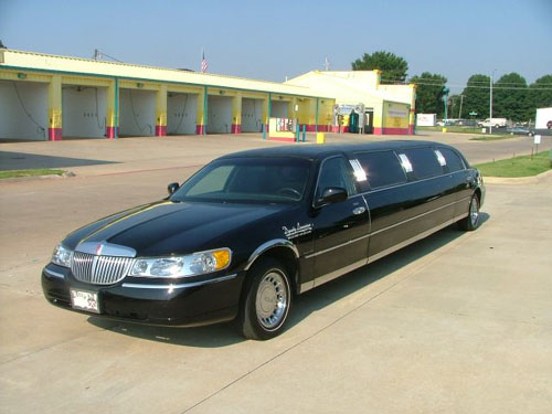 8 Passenger Stretch Limo